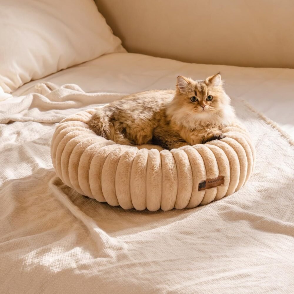MEWOOFUN Donut Pet Bed – Washable Round Pet Bed for Indoor Cats & Kittens, Light Brown - Image 6