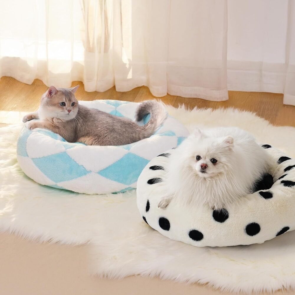 Donut Pet Bed – Round Washable Plush Bed for Cats & Small Dogs - Image 5